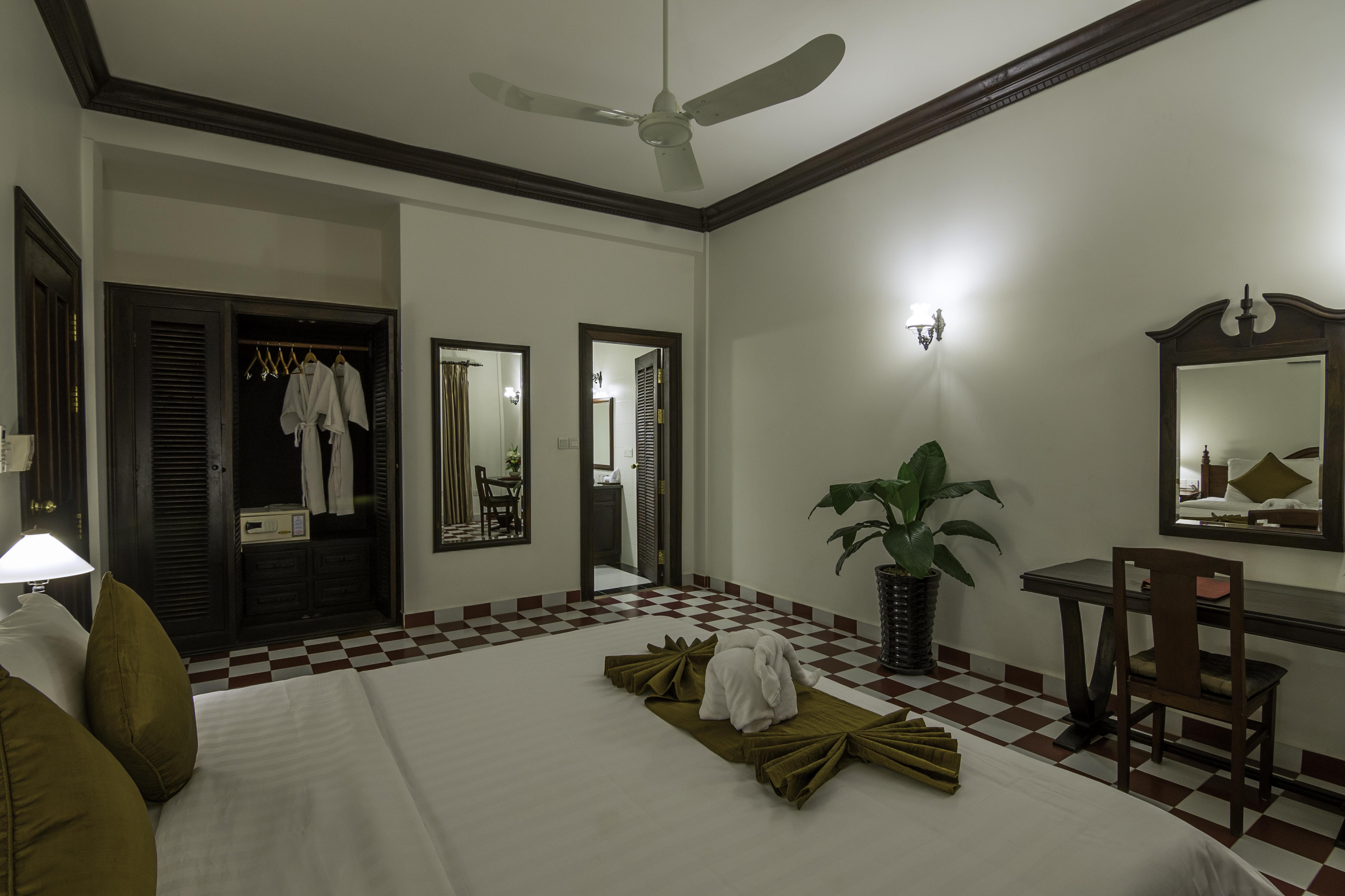 Chateau D'Angkor La Residence Siem Reap Esterno foto