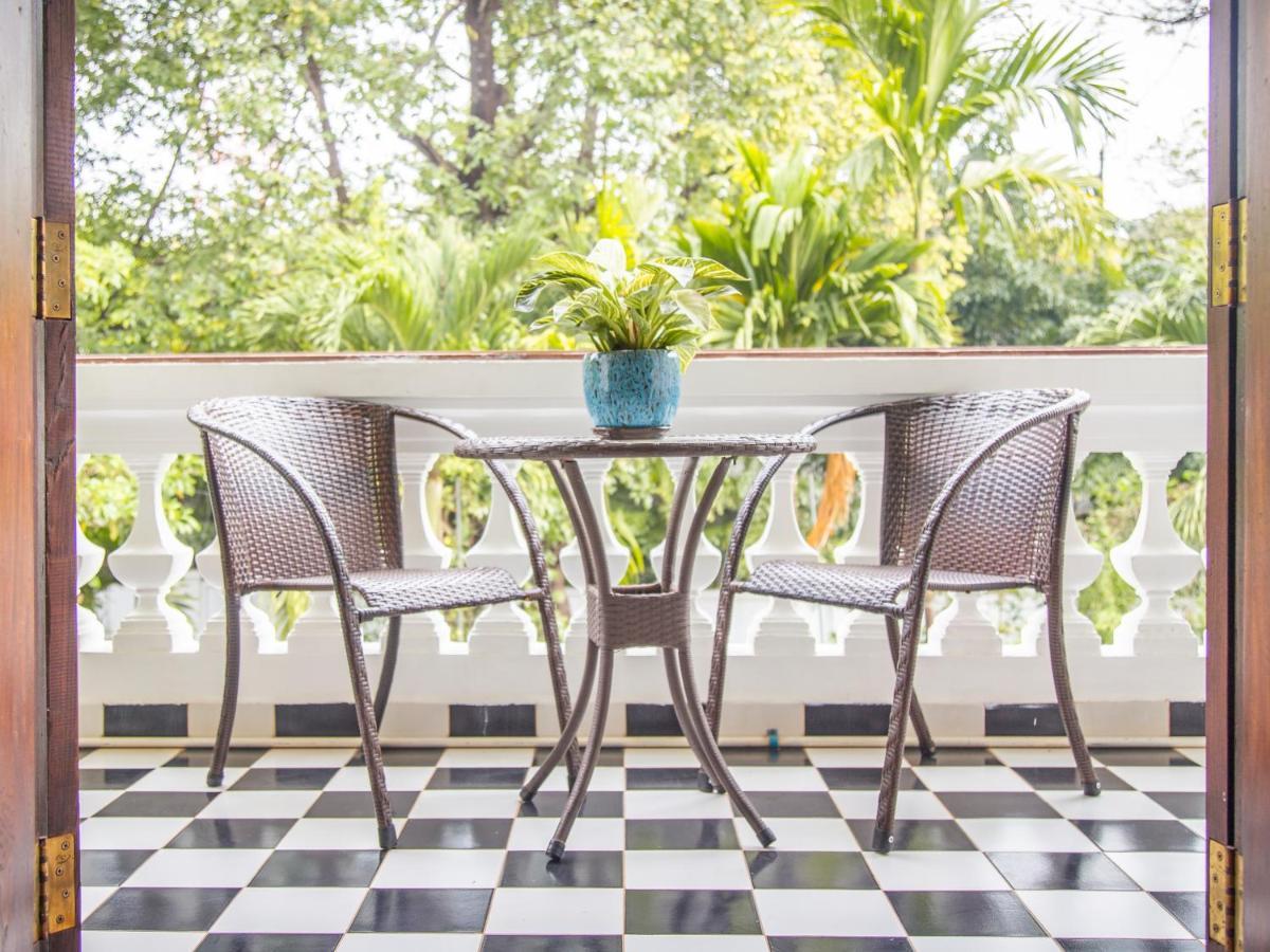 Chateau D'Angkor La Residence Siem Reap Esterno foto