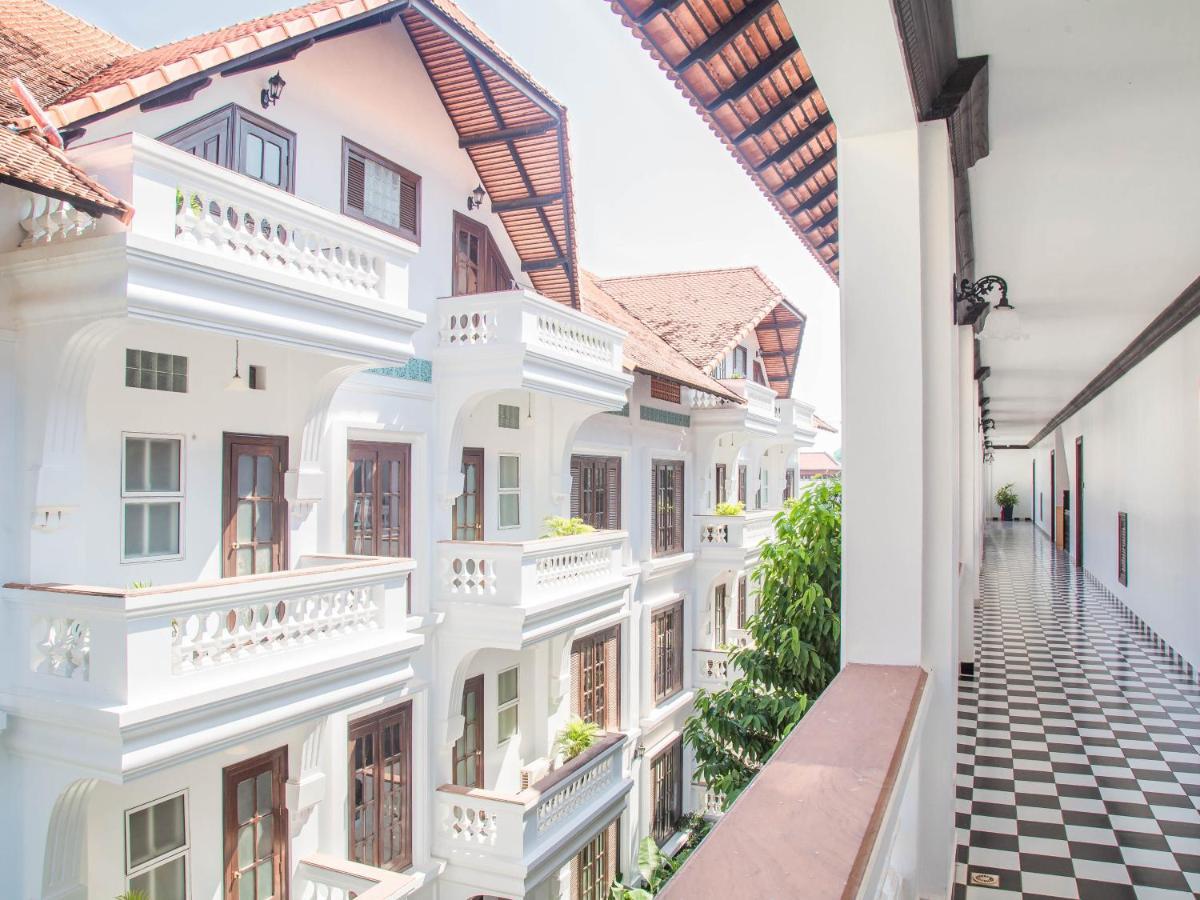 Chateau D'Angkor La Residence Siem Reap Esterno foto