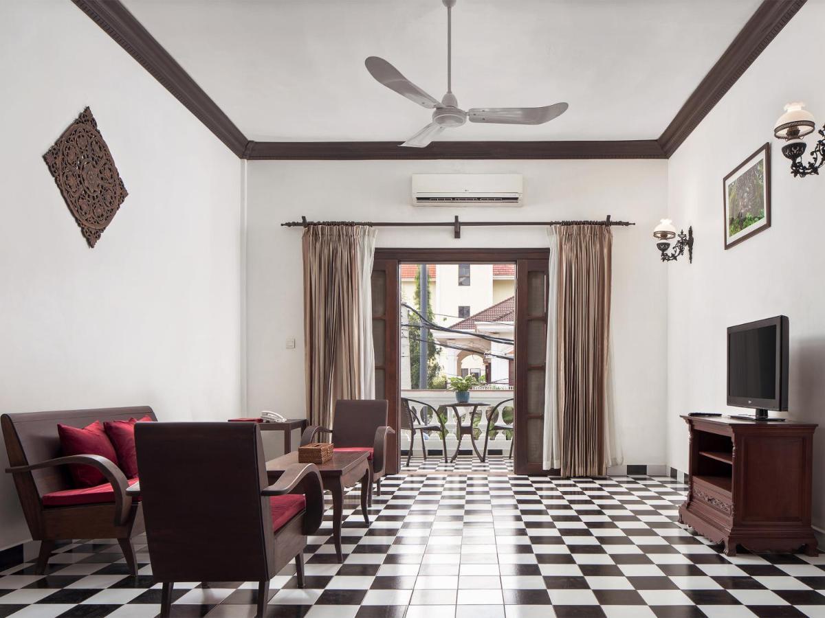 Chateau D'Angkor La Residence Siem Reap Esterno foto